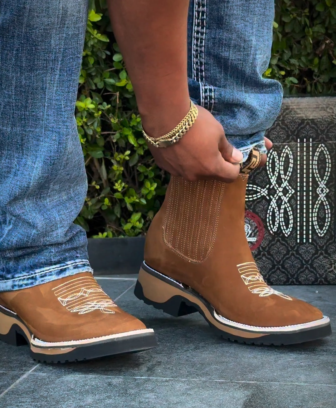 Suede Embroidered Ankle Boots(Buy 2 Free Shipping✔️)