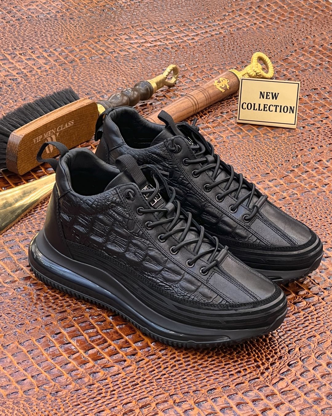 City II Bi-material Leather Sneaker