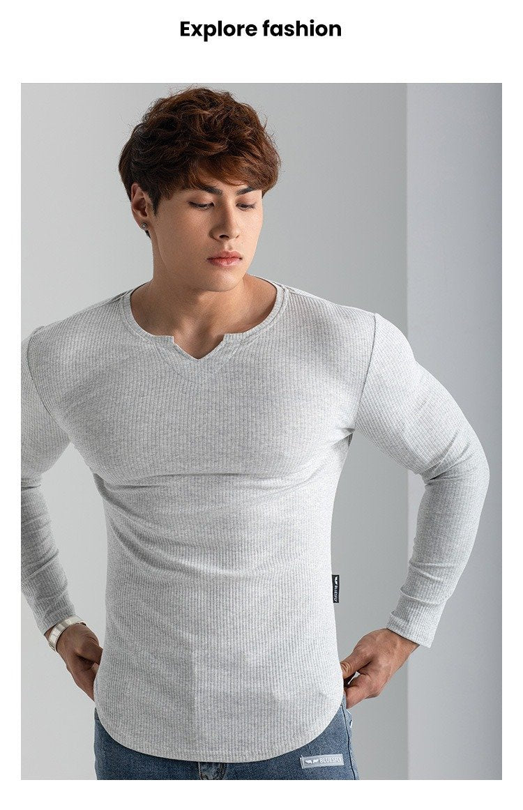 V-NECK LONG-SLEEVED SPORTS T-SHIRT