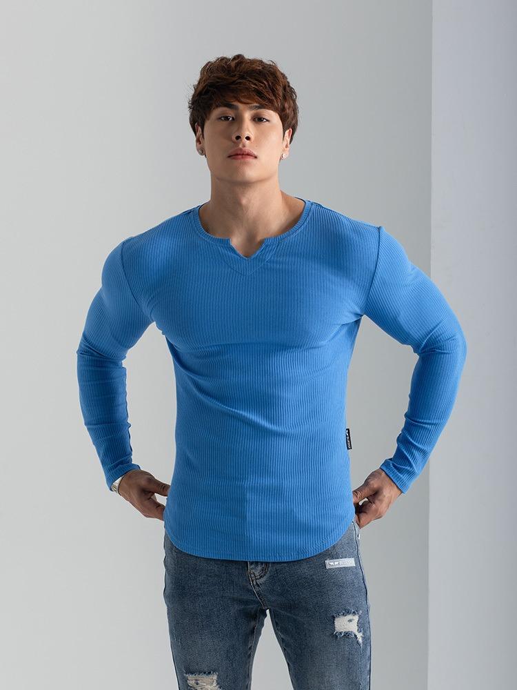 V-NECK LONG-SLEEVED SPORTS T-SHIRT