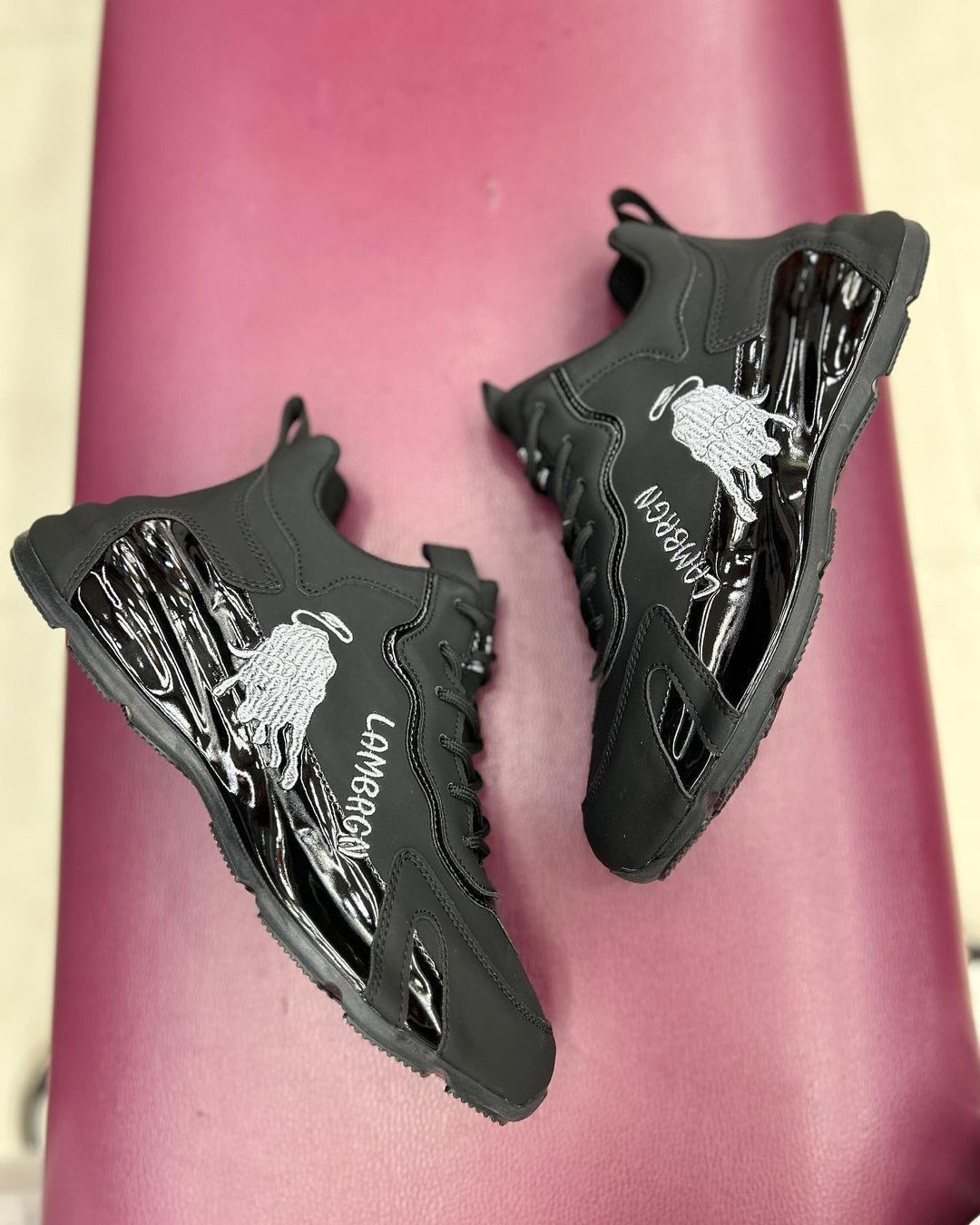 Men's Athletic Cushioning Light Soft Support Sneakers Running Shoes
