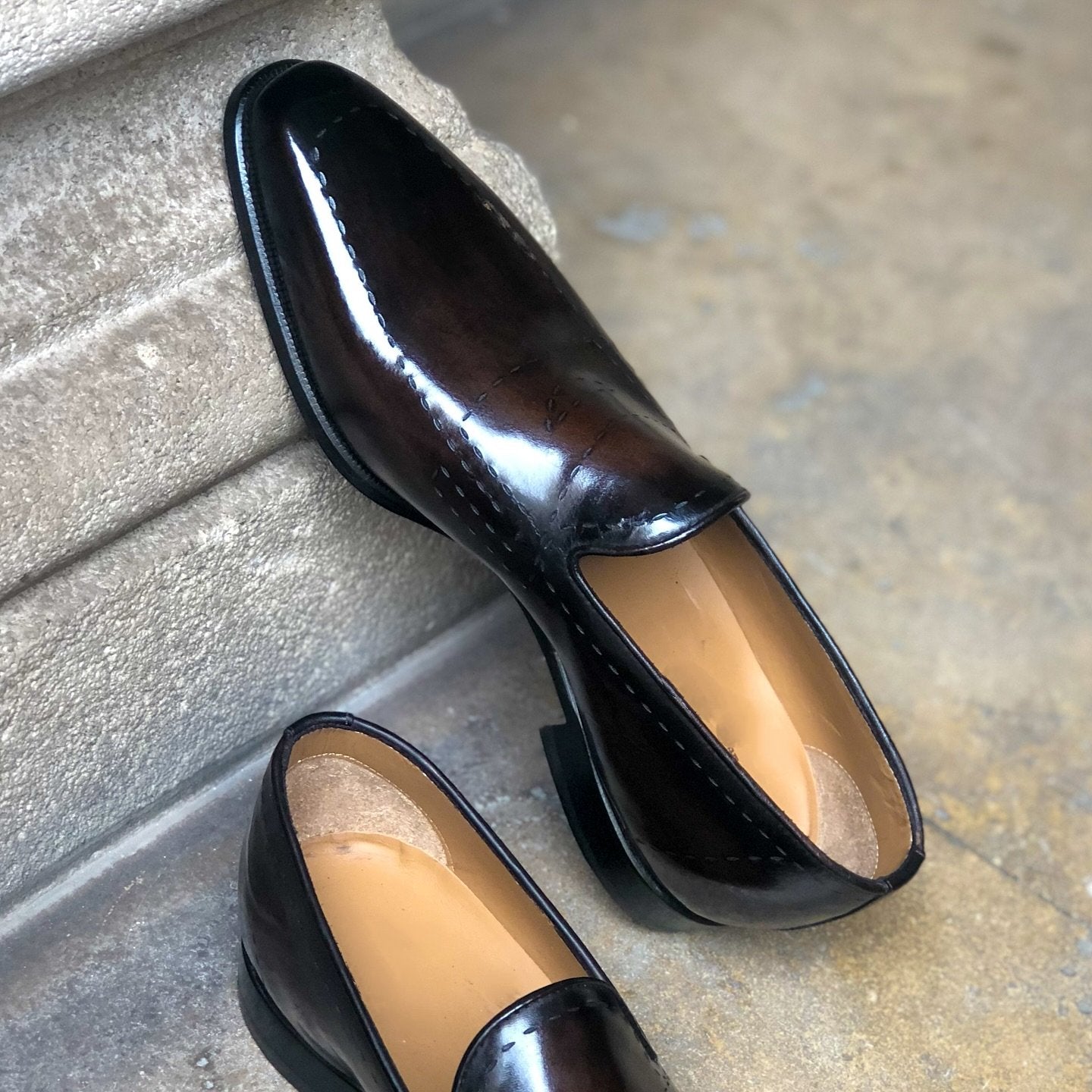 Coffee Grain Whole Cut Loafer