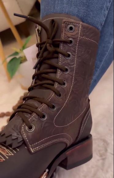 WIDE Botas Lacer - Leather Tooled Wide Boots