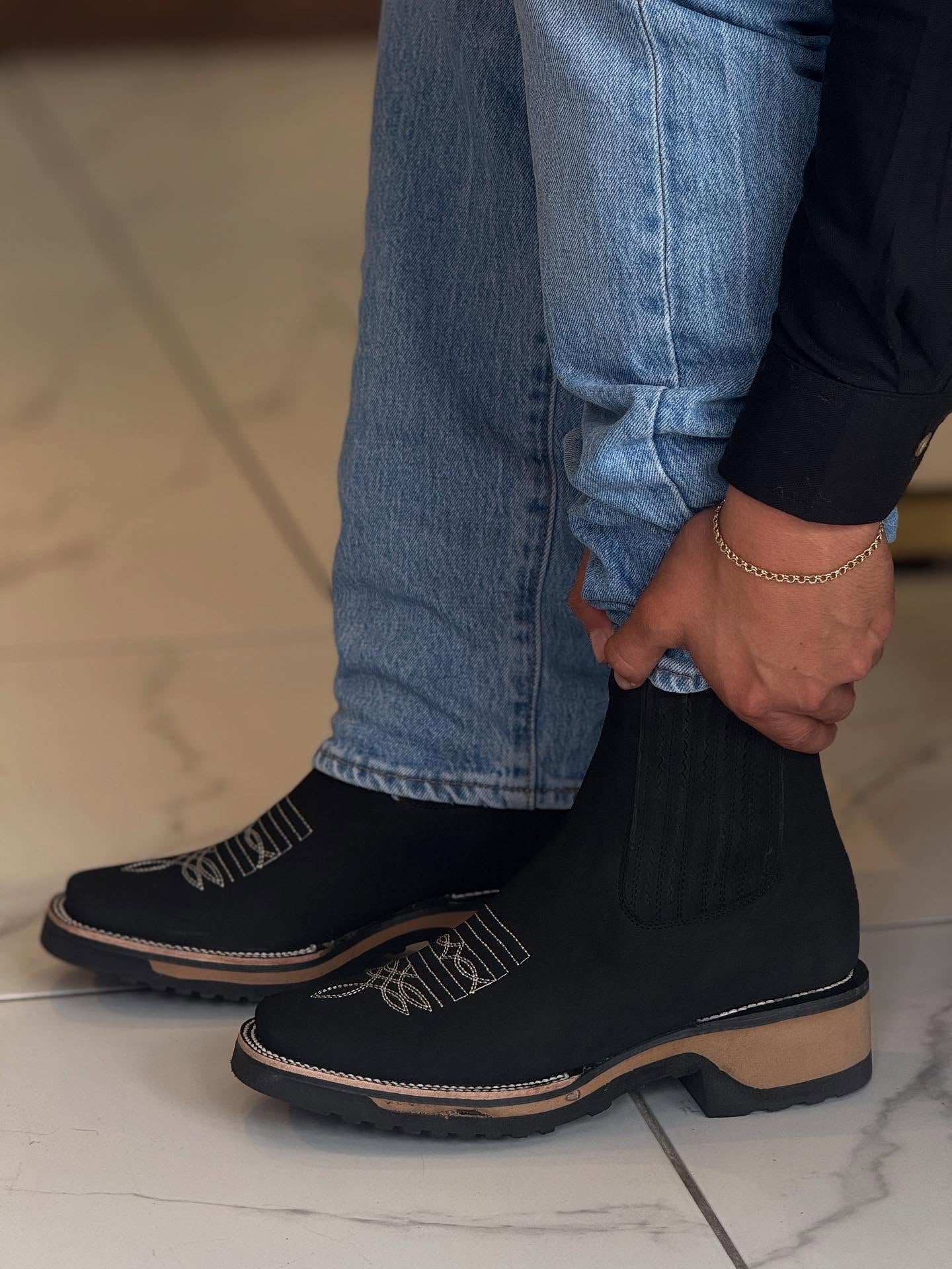 Suede Embroidered Ankle Boots(Buy 2 Free Shipping✔️)