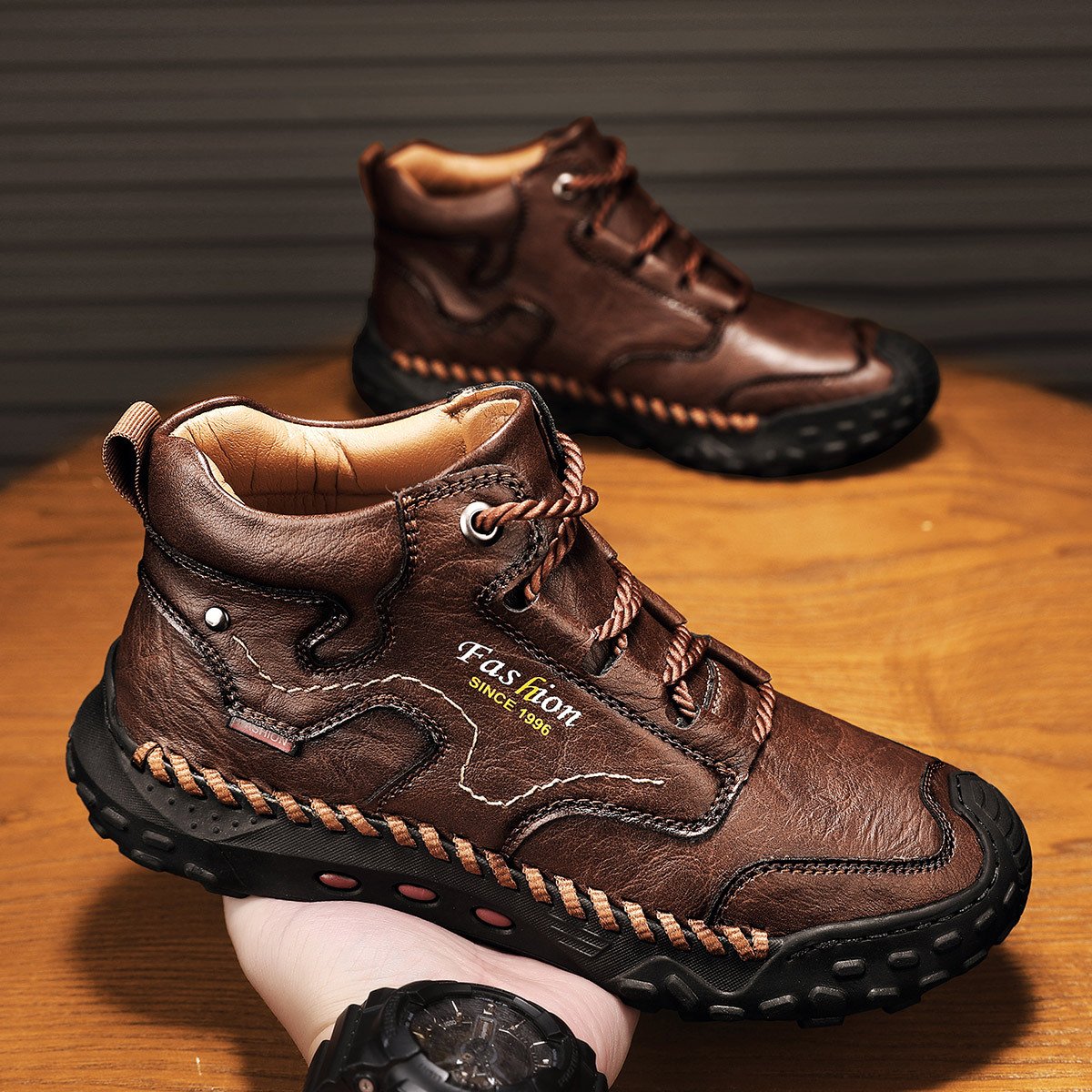 Men's Hand-Sewn Lace-Up Hiking Outdoor Boots