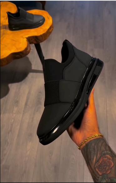 Men's Retro Leather Comfortable Sneakers