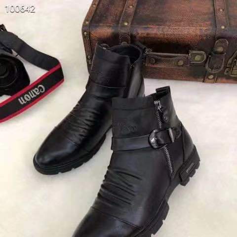 Men Hand Embossed Zipper Martin Boots